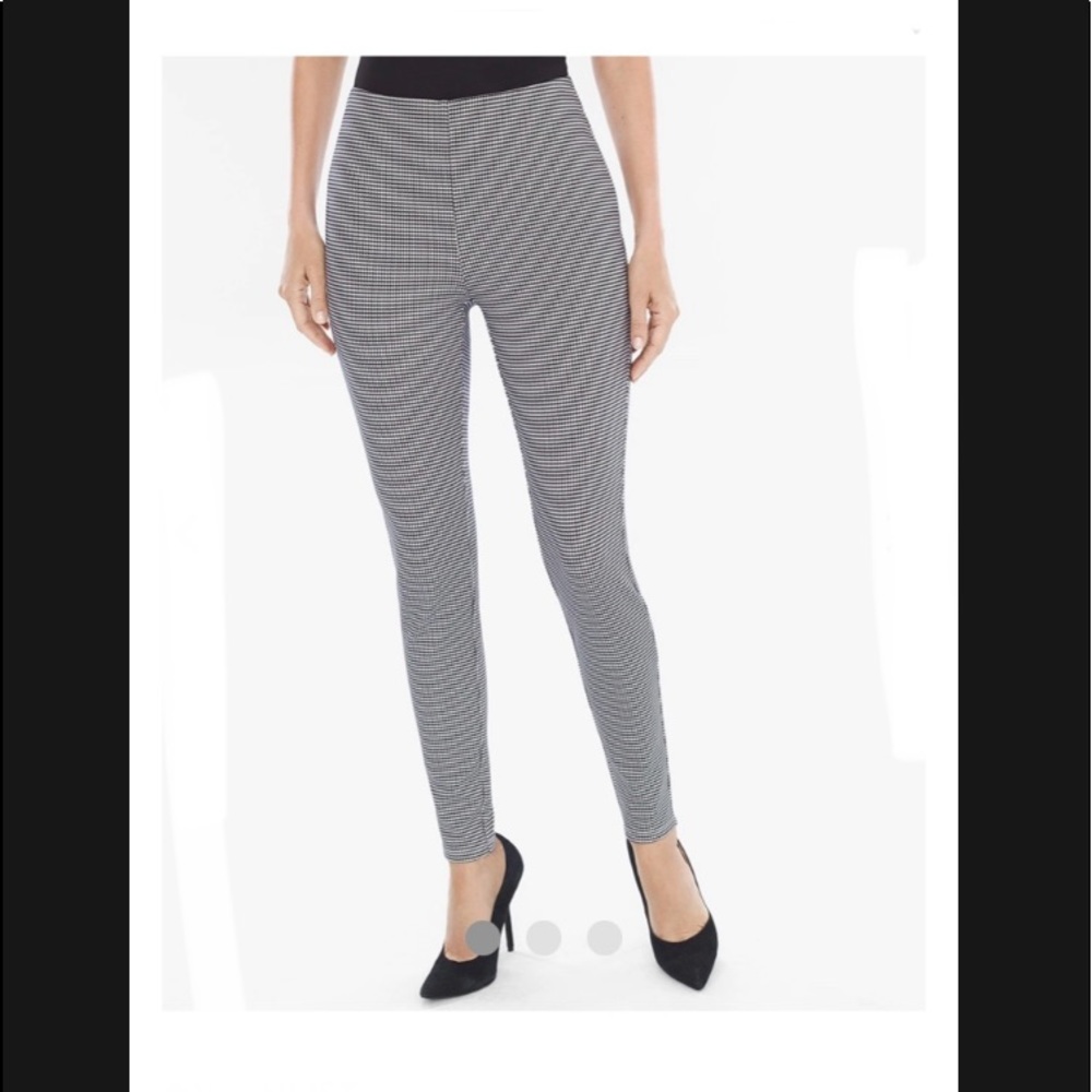 Chico’s SO SLIMMING HARPER
Houndstooth Leggings Black & White